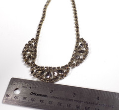 Vintage Weiss Choker Necklace Silver-tone Smoky Gray Rhinestones 14.5″ Hook