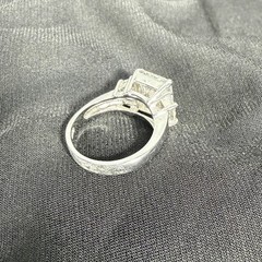 Vtg Y2K 925 Silver Emerald Cut Sz 8.25 CZ Trilogy 3 Stone Ring Hollywood Glam