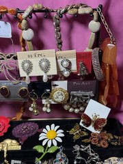 Costume Jewelry Brooch Lot Bakelite, Eisenberg, Jay Strongwater, Swarovski, JJ
