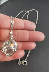 Vintage Clear Faceted Cut Crystal Pendant In Silver Tone Cage Long 30″ Necklace
