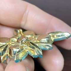MCM Light Aqua Blue Glass Faceted Prism Rhinestones Pin Brooch 2.5” Goldtone Vtg