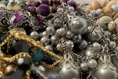 4Lb Mixed Mystery Jewelry Lot Vintage Mod Boho Bead Necklaces Bracelets Earrings