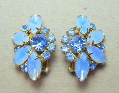 Vintage Gold Tone Blue Opalite Glass Rhinestone Fanned Out Clip On Earrings