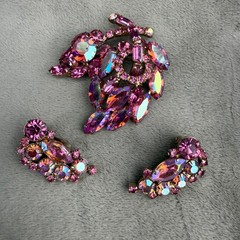 Vintage Weiss Rhinestone Brooch Clip On Earrings Pink Signed