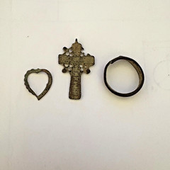 old jewelry collectables