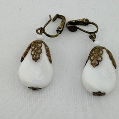 Retro White Milk Glass Tear Drop Earrings Dangle Cip-On Earrings W. Germany 2″L.