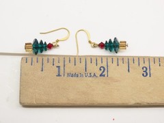 Christmas Trees Crystal Beaded Earrings Pierced Gold Tone Gorgeous D3091