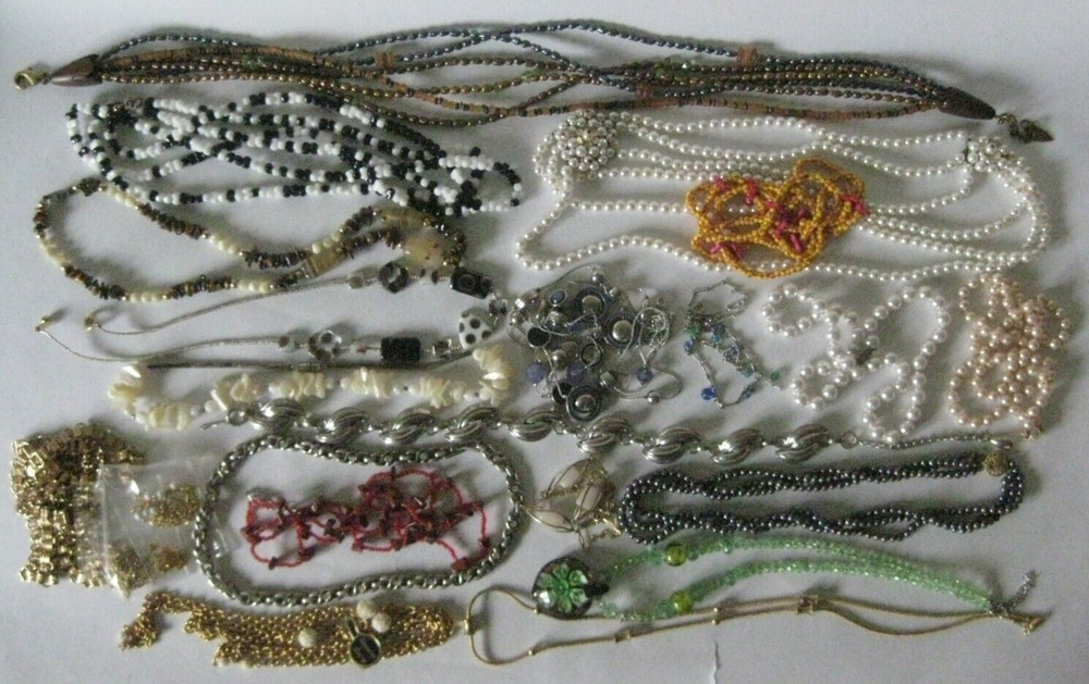 23 Vintage Pearl Chain Glass Silver Gold Rhinestone Necklace Cameo Beaded Lot