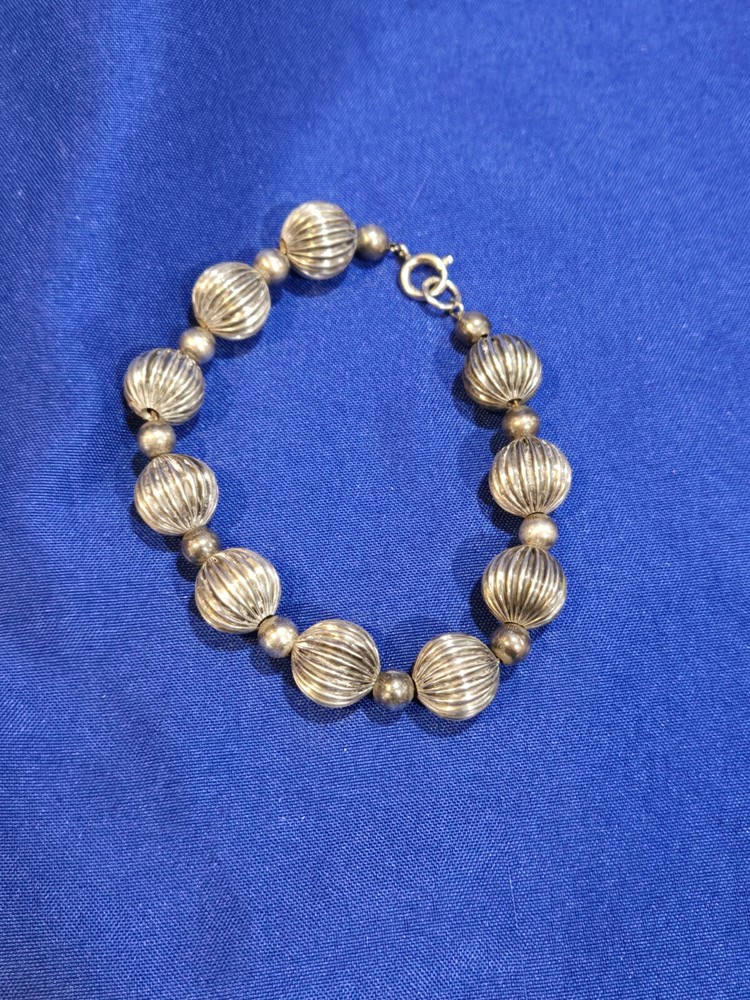 RARE Vintage Napier Silver Plated Metal Beads Bracelet 8.5″ Melon Ball