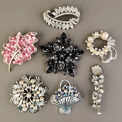 Vintage Rhinestone Brooch Lot of 7 Flower Leaf Basket Faux Pearls AB Blue Pink