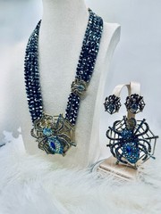 HEIDI DAUS! “Entangled Elegance” A Spider* Spinning It’s Web Necklace/Earring’s