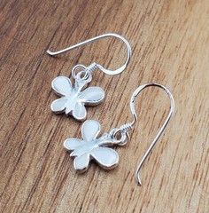 VTG 925 MOP Butterfly Earrings 1in Drop Sterling Silver Mother of Pearl Inlay