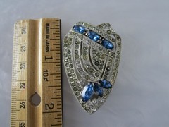 BEAUTIFUL ANTIQUE 1920’s ART DECO FAUX SAPPHIRE RHINESTONE POT METAL DRESS CLIP