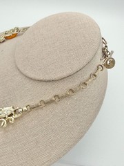 Mid Century Jelly Lucite Lisner autumn leaves and rhinestone choker 16″ adj.