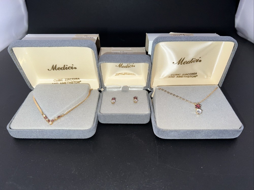 Vintage Medici Necklaces And Earrings Cubic Zirconia And Amethston