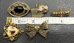 VTG Lot Of 5 Brooch Pin 3 1928 Brand Floral Heart Bow Basket Victorian Style