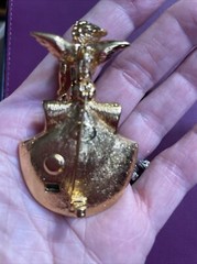 KIRKS FOLLY ANGEL FAIRY SITTING ON SEA SHELL GREEN BROOCH PENDANT GORGEOUS