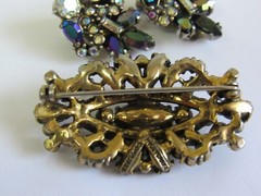 Vintage Hollycraft 1956 Brooch / Pin & Clip-on Earrings- Multicolored FREE SHIPP