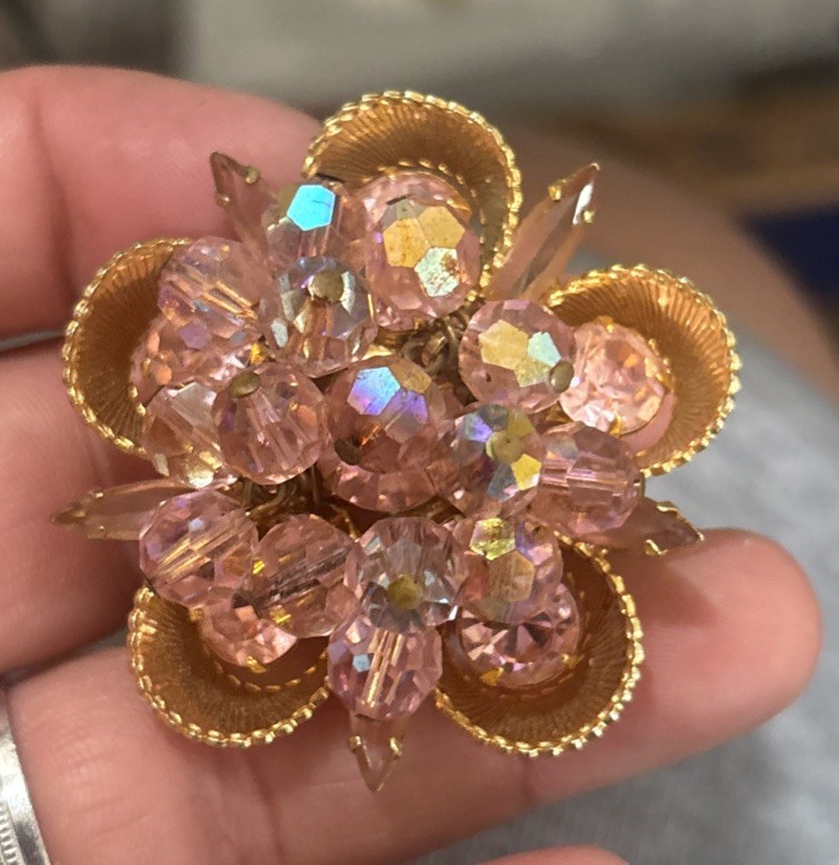 JULIANA DELIZZA & ELSTER ??Pink Crystal Rhinestone Dangle Pin Brooch Cha Cha
