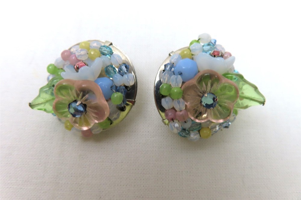 Pastel Glass Bead Flower & Rhinestone Clip On Earrings MCM Pink Blue Green Vntge