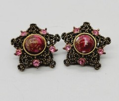 Filigree STAR Clip Earrings Pink Crystal Accent Ornate Vintage .75 in