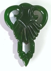 Vintage (Antique?) Carved Dark Green Bakelite Dress Fur Clip 2.5″