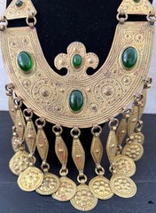 VINTAGE 1960’S GOLD TONE BRASS SIGNED IRAN EGYPTIAN REVIVAL STATEMENT NECKLACE