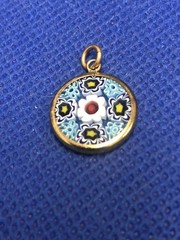 VINTAGE MURANO GOLD TONE MILLEFIORI MULTICOLORED PENDANT CHARM