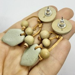 Vtg Big Boho Tribal Etched Stone Starburst Chandelier Earrings Leather Wood Post