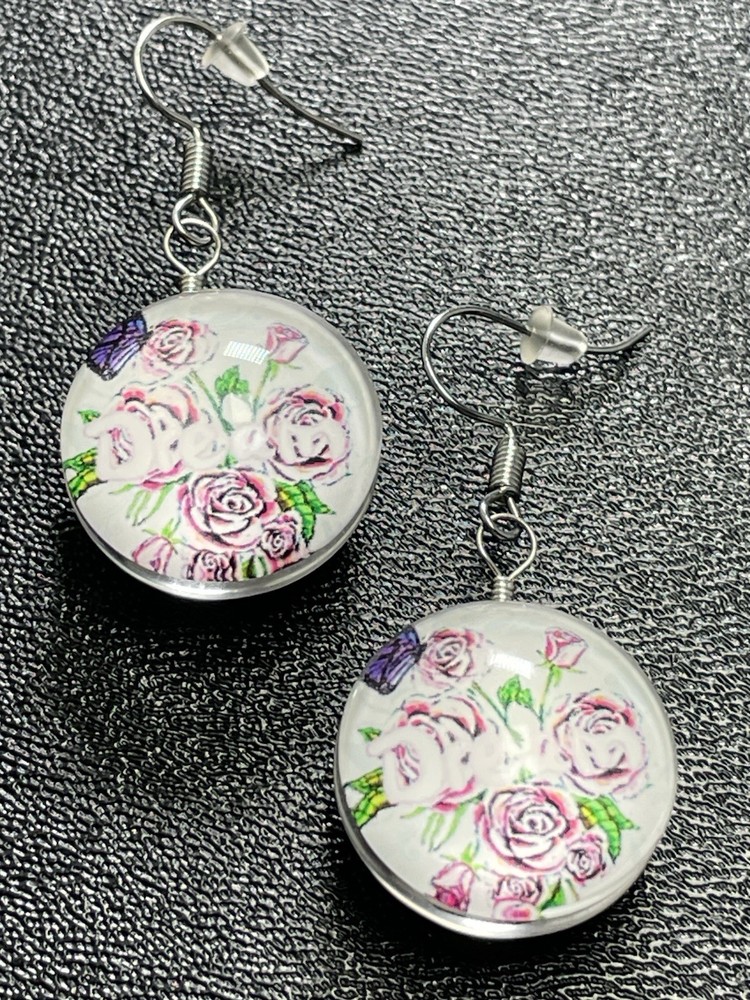 Vintage 1.5” Pink Rose Resin Beaded Dangle Earrings