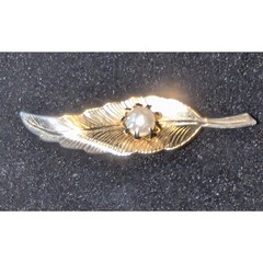 Vintage Brooch Pair Faux Pearl Pin Gold Tone Silver Tone Leaf Marcasite 2.5 in