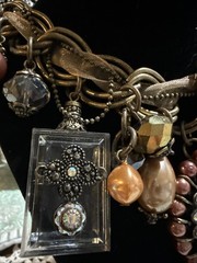 Victorian Style Artisan Made Antique Gold Tone 16″ +2” Charm Necklace