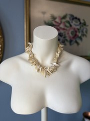 VTG 15” MOP Shell Choker.