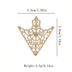 Vintage Brooch Pin Triangle Hollow Out Unisex Lapel Pin For Shirt Collar Decor