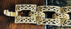 Vintage Crown Trifari Gold-Tone Panel-Link Filigree Bracelet Signed 7” BEAUTIFUL