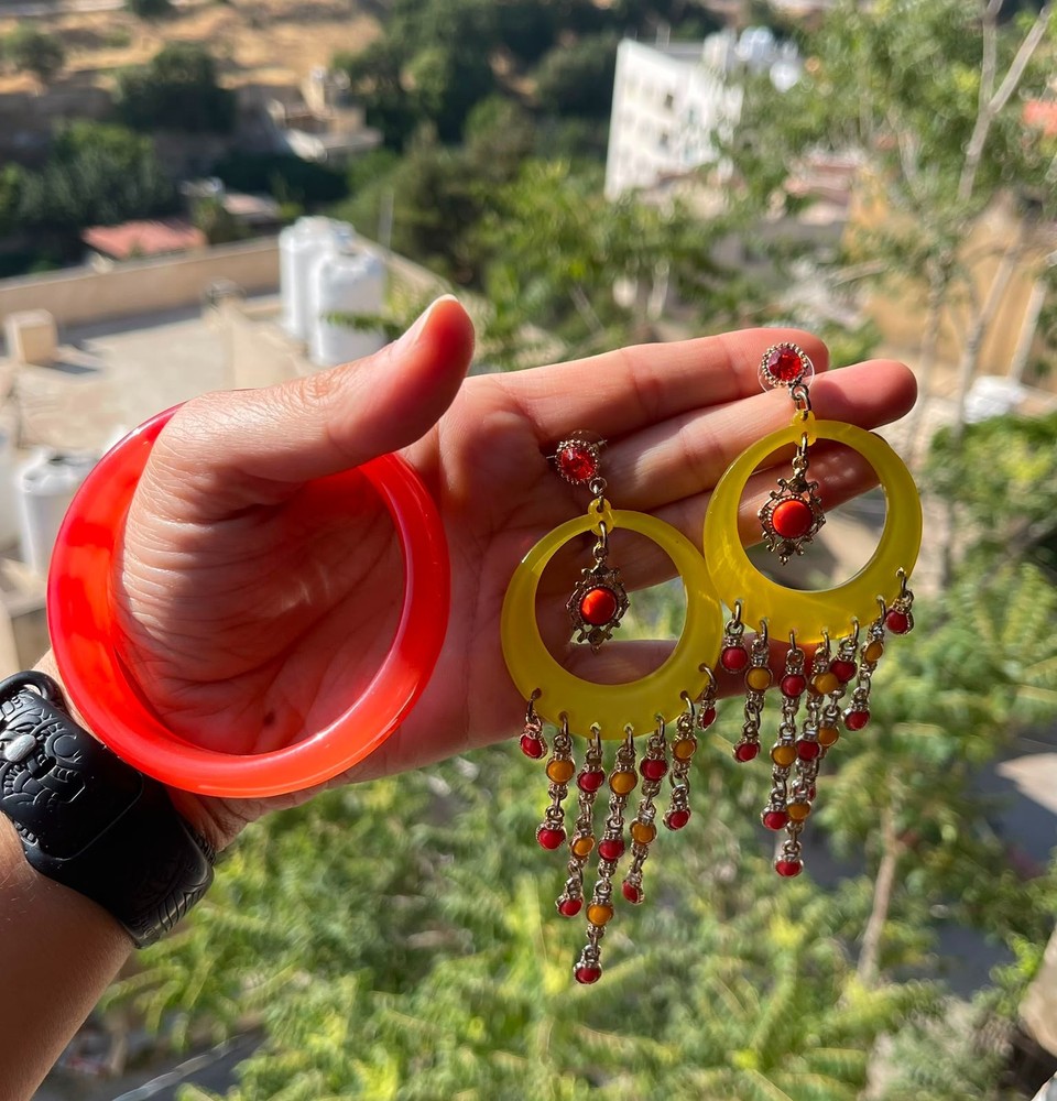 Vintage Thailand Boho Lucite Hoop Chandelier Earrings & Orange Resin Bangle Set