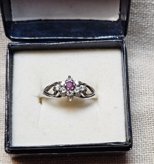 Vintage 925 Silver Ruby Cubic Zirconia Avon Heart Fashion Ring
