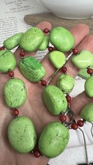 Vintage Green Necklace & Pierced Earrings Set Green Howlite Jewelry 💚