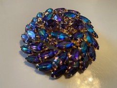 Vtg Juliana D&E Peacock Blue Rhinestone Bracelet Brooch Earring Set Book Piece