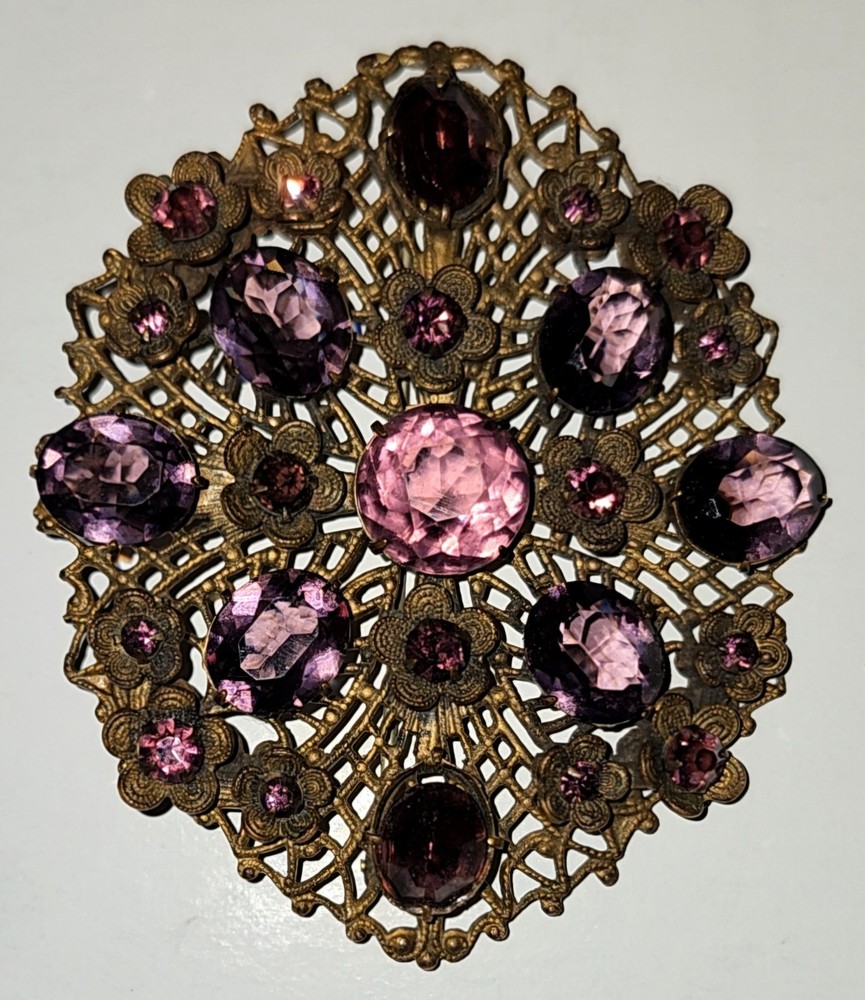 Vintage Oval Floral Brooch Magenta Purple Rhinestone Mid Century Gold Tone Metal