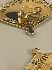 Vtg AMFARCO SIAM Thailand Goddess Gold Tone Green Enamel Fan Screw Back Earrings