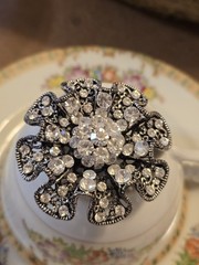 VINTAGE DARKENED SILVER RUFFLED RHINESTONE FLOWER PIN Round Stones 2.5 Inches