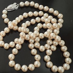 Vintage Champagne Faux Pearls Glass Beads Knotted Necklace 28″