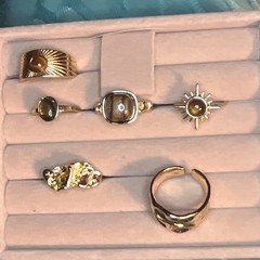 Mixed Lot 5 Gold Tone Rings w/ Brown Cabochon Stones Sunburst Design