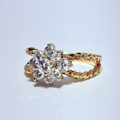 14K Yellow Gold 0.68ctw Diamond Cluster Size 5.5 Twisted Split Shank Ring 4.1g