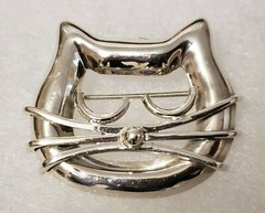 Vintage Modernist Mid-Century Silver Cat Face Brooch/Pendant with Secure Clasp