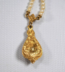 Vtg Signed 1928 Gold Tone Faux Pearl Necklace Drop Teardrop Pendant Rhinestone