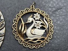 Vintage Mixed Animal Pendant Lot Gold Tone Owl Frog Swan 3 Piece Costume Jewelry