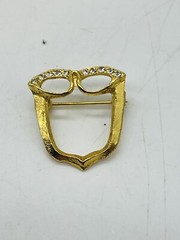 Vintage Eye Glasses Pin Brooch Lanyard Hanger Gold Tone Cat Eye Crystals