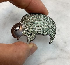 Vintage Shube 925 Sterling Silver Textured Buffalo Pin Brooch
